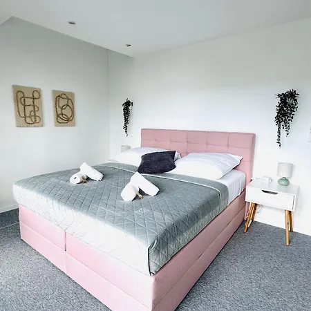 Niro I Design Xxl Loft, Zentral, Teilklima, Parkplatz Apartment