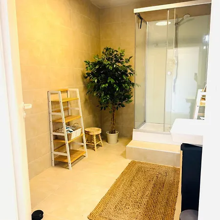 Niro I Design Xxl Loft, Zentral, Teilklima, Parkplatz Bensheim